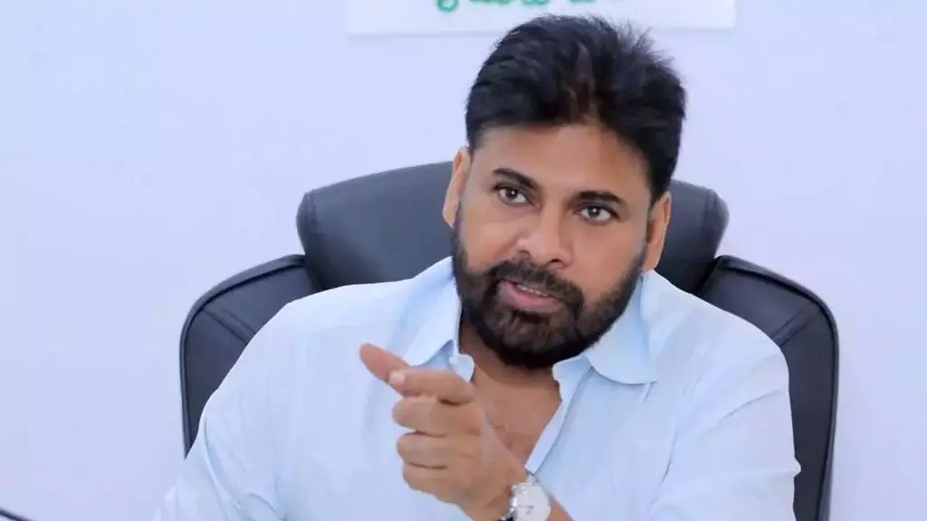 Deputy CM Pawan Kalyan: హిందువులు నిద్రాణం వదిలి స్పృహతో ధర్మ రక్షణకు సిద్ధపడాలి: ఉప ముఖ్యమంత్రి పవన్ కల్యాణ్ Deputy CM Pawan Kalyan: హిందువులు నిద్రాణం వదిలి స్పృహతో ధర్మ రక్షణకు సిద్ధపడాలి: ఉప ముఖ్యమంత్రి పవన్ కల్యాణ్