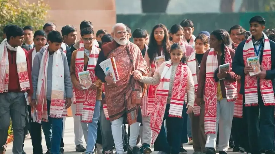 Prime Minister Modi’s Advice: ప్రధాని మోదీ సలహా: మార్కులపై వ్యామోహం వద్దు, జీవిత వికాసంపై దృష్టి పెట్టండి Prime Minister Modi’s Advice: ప్రధాని మోదీ సలహా: మార్కులపై వ్యామోహం వద్దు, జీవిత వికాసంపై దృష్టి పెట్టండి
