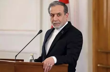 Iran Stands Firm: ఇరాన్ ధీరోదాత్తం: అమెరికా సైనిక మోహరింపు మమ్మల్ని భయపెట్టదు.. యురేనియం శుద్ధిపై వెనక్కి తగ్గము Iran Stands Firm: ఇరాన్ ధీరోదాత్తం: అమెరికా సైనిక మోహరింపు మమ్మల్ని భయపెట్టదు.. యురేనియం శుద్ధిపై వెనక్కి తగ్గము