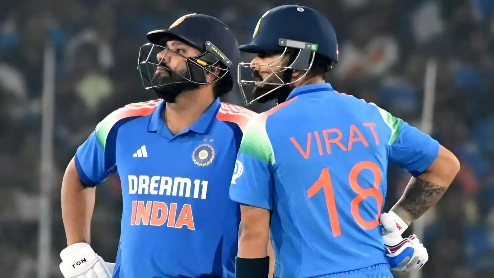 BCCI: రోహిత్, కోహ్లీకి బీసీసీఐ భారీ షాక్..సెంట్రల్ కాంట్రాక్టులో మార్పులు BCCI: రోహిత్, కోహ్లీకి బీసీసీఐ భారీ షాక్..సెంట్రల్ కాంట్రాక్టులో మార్పులు