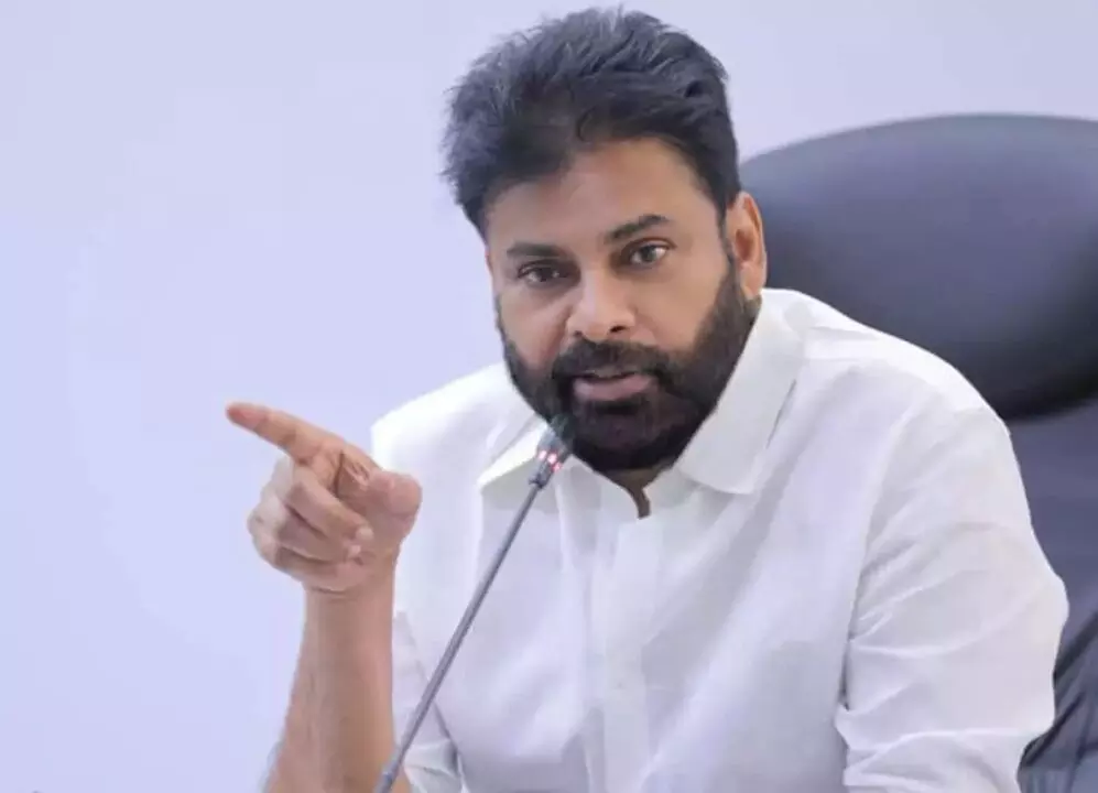 AP Deputy Chief Minister Pawan Kalyan: ప్రజలకు ఉపయోగపడేలా ప్రతి రూపాయి ఖర్చు చేయాలి: పవన్కల్యాణ్ AP Deputy Chief Minister Pawan Kalyan: ప్రజలకు ఉపయోగపడేలా ప్రతి రూపాయి ఖర్చు చేయాలి: పవన్కల్యాణ్