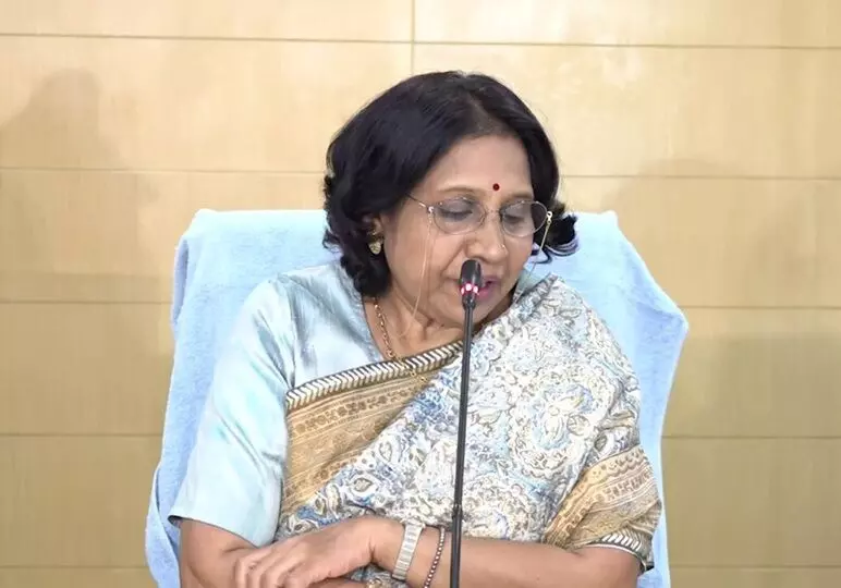 SEC Rani Kumudini: మున్సిపల్ ఎన్నికలు: సాయంత్రానికి పోలింగ్ శాతం పెరిగే అవకాశం - ఎస్ఈసీ రాణి కుముదిని SEC Rani Kumudini: మున్సిపల్ ఎన్నికలు: సాయంత్రానికి పోలింగ్ శాతం పెరిగే అవకాశం - ఎస్ఈసీ రాణి కుముదిని