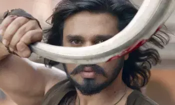 ‘Swayambhu’ Roars: నిఖిల్ మాస్ ట్రాన్స్ఫార్మేషన్.. పాన్-వరల్డ్ రేంజ్లో స్వయంభు గర్జన! ‘Swayambhu’ Roars: నిఖిల్ మాస్ ట్రాన్స్ఫార్మేషన్.. పాన్-వరల్డ్ రేంజ్లో స్వయంభు గర్జన!
