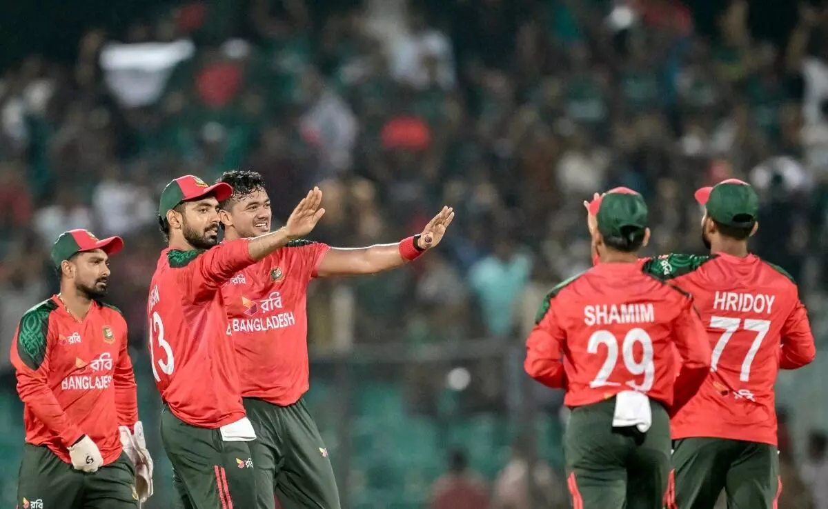 T20 World Cup 2026: టీ20 వరల్డ్ కప్ బహిష్కరణ: మాట మార్చిన బంగ్లాదేశ్ మంత్రి! T20 World Cup 2026: టీ20 వరల్డ్ కప్ బహిష్కరణ: మాట మార్చిన బంగ్లాదేశ్ మంత్రి!