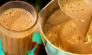 Reheating Tea Again and Again: టీ ని మళ్లీమళ్లీ వేడి చేస్తే తాగుతున్నారా.?ఈ విషయం తెలుసుకోండి Reheating Tea Again and Again: టీ ని మళ్లీమళ్లీ వేడి చేస్తే తాగుతున్నారా.?ఈ విషయం తెలుసుకోండి