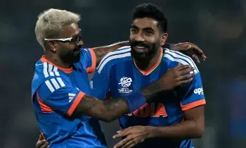 T20 World Cup 2026: టీ20 వరల్డ్ కప్ లో టీమిండియా రికార్డ్ విక్టరీ.. T20 World Cup 2026: టీ20 వరల్డ్ కప్ లో టీమిండియా రికార్డ్ విక్టరీ..