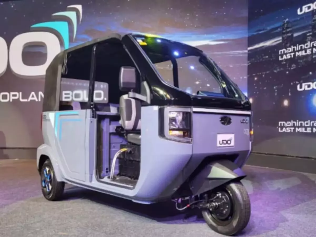 Mahindra UDO : ఒక్క ఛార్జ్తో 265 కి.మీ రేంజ్..బిజినెస్లో లాభాల పంట పండించే ఎలక్ట్రిక్ ఆటో Mahindra UDO : ఒక్క ఛార్జ్తో 265 కి.మీ రేంజ్..బిజినెస్లో లాభాల పంట పండించే ఎలక్ట్రిక్ ఆటో