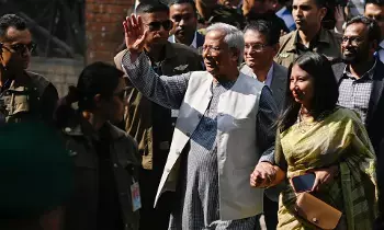Muhammad Yunus: బంగ్లాదేశ్లో కొత్త ప్రభుత్వ ఏర్పాటు సమయంలో.. తాత్కాలిక నాయకుడు ముహమ్మద్ యూనస్ తదుపరి పాత్ర ఏమిటి? Muhammad Yunus: బంగ్లాదేశ్లో కొత్త ప్రభుత్వ ఏర్పాటు సమయంలో.. తాత్కాలిక నాయకుడు ముహమ్మద్ యూనస్ తదుపరి పాత్ర ఏమిటి?