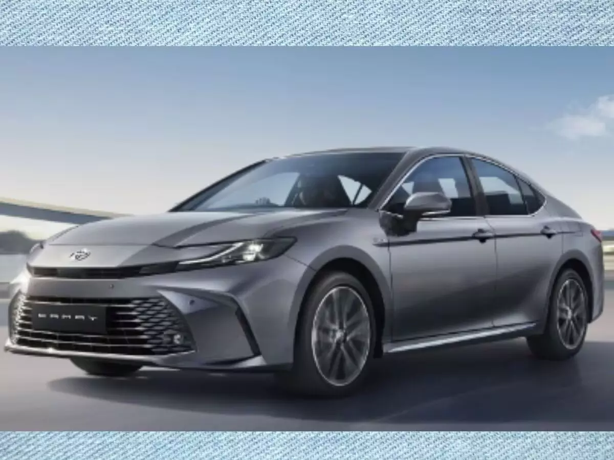 Toyota Camry : హైబ్రిడ్ మ్యాజిక్.. భారీ డిస్కౌంట్.. టయోటా కామ్రీ కొనేందుకు ఇదే సరైన సమయం Toyota Camry : హైబ్రిడ్ మ్యాజిక్.. భారీ డిస్కౌంట్.. టయోటా కామ్రీ కొనేందుకు ఇదే సరైన సమయం