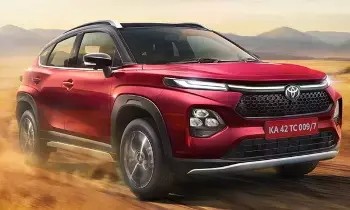 Toyota Taisor : కొత్త కారు కొనే ప్లాన్ ఉందా? టయోటా టైజర్ పై భారీ డిస్కౌంట్..ఏకంగా ఎంత తగ్గిందంటే ? Toyota Taisor : కొత్త కారు కొనే ప్లాన్ ఉందా? టయోటా టైజర్ పై భారీ డిస్కౌంట్..ఏకంగా ఎంత తగ్గిందంటే ?