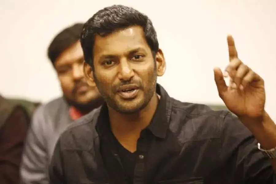 Court Shock to Actor Vishal: నటుడు విశాల్కు కోర్టు షాక్: రూ.10 కోట్ల డిపాజిట్కు గడువు నిరాకరణ.. Court Shock to Actor Vishal: నటుడు విశాల్కు కోర్టు షాక్: రూ.10 కోట్ల డిపాజిట్కు గడువు నిరాకరణ..
