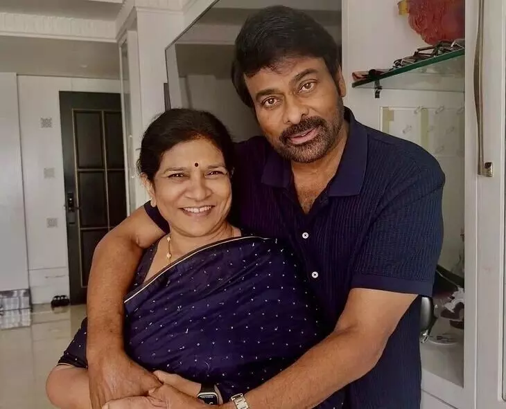 Megastar Chiranjeevi: భార్యకు ఎమోషనల్ విషెస్ తెలిపిన మెగాస్టార్ Megastar Chiranjeevi: భార్యకు ఎమోషనల్ విషెస్ తెలిపిన మెగాస్టార్