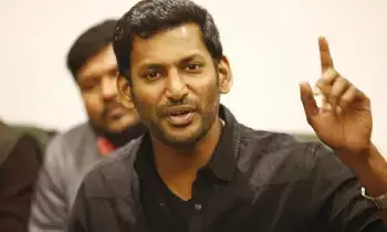Court Shock to Actor Vishal: నటుడు విశాల్కు కోర్టు షాక్: రూ.10 కోట్ల డిపాజిట్కు గడువు నిరాకరణ.. Court Shock to Actor Vishal: నటుడు విశాల్కు కోర్టు షాక్: రూ.10 కోట్ల డిపాజిట్కు గడువు నిరాకరణ..