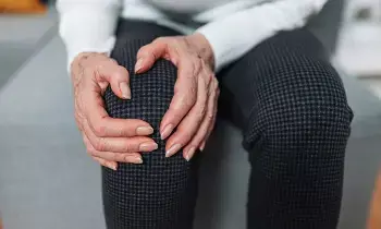 Bone Pain After 30: 30 దాటిన వారికే ఎముకల నొప్పులా? విటమిన్ డి వేసుకున్నా తగ్గడం లేదా? అయితే ఇది తప్పక తెలుసుకోండి.. Bone Pain After 30: 30 దాటిన వారికే ఎముకల నొప్పులా? విటమిన్ డి వేసుకున్నా తగ్గడం లేదా? అయితే ఇది తప్పక తెలుసుకోండి..