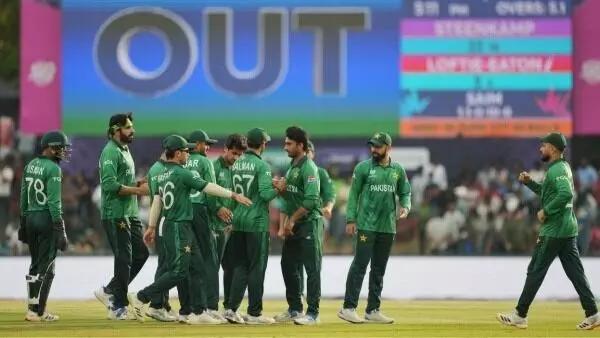T20 World Cup 2026: సూపర్ 8 లో ఆఖరి బెర్త్ పాకిస్తాన్ దే T20 World Cup 2026: సూపర్ 8 లో ఆఖరి బెర్త్ పాకిస్తాన్ దే