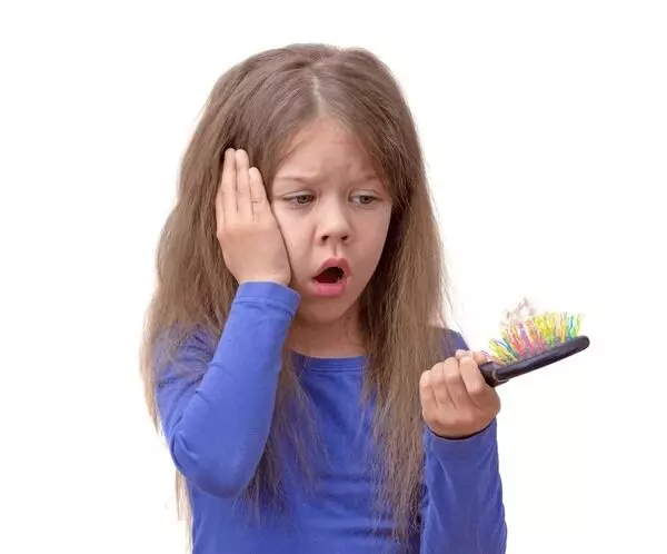 Hair Fall Occurs in Children: చిన్నారుల్లో హెయిర్ ఫాల్ ఎందుకో తెలుసా.? Hair Fall Occurs in Children: చిన్నారుల్లో హెయిర్ ఫాల్ ఎందుకో తెలుసా.?