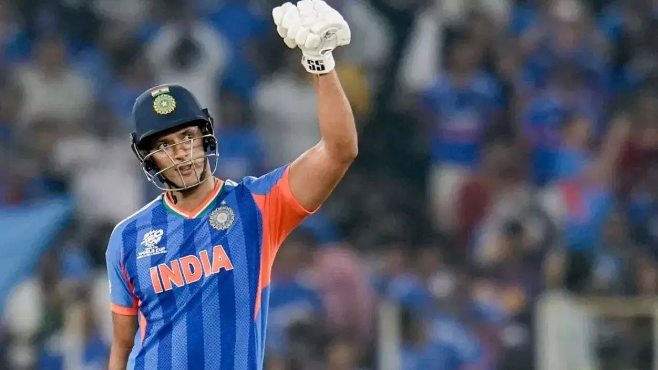 Shivam Dube Net Worth : క్రికెట్ ప్రపంచంలో కొత్త కుబేరుడు.. శివమ్ దూబే ఆస్తులు తెలిస్తే షాక్ అవ్వాల్సిందే Shivam Dube Net Worth : క్రికెట్ ప్రపంచంలో కొత్త కుబేరుడు.. శివమ్ దూబే ఆస్తులు తెలిస్తే షాక్ అవ్వాల్సిందే