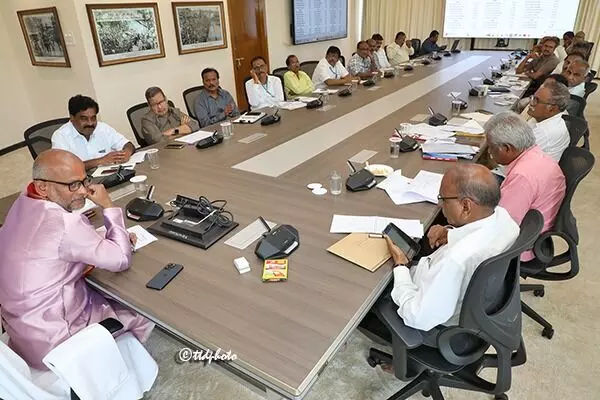 Tirumala: తిరుమలలో వేసవి రద్దీకి విస్తృత ఏర్పాట్లు Tirumala: తిరుమలలో వేసవి రద్దీకి విస్తృత ఏర్పాట్లు