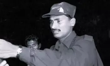 Top Maoist Leader Devji : మావోయిస్టు అగ్రనేత దేవ్జీ లొంగుబాటు: పార్టీకి భారీ ఎదురుదెబ్బ Top Maoist Leader Devji : మావోయిస్టు అగ్రనేత దేవ్జీ లొంగుబాటు: పార్టీకి భారీ ఎదురుదెబ్బ