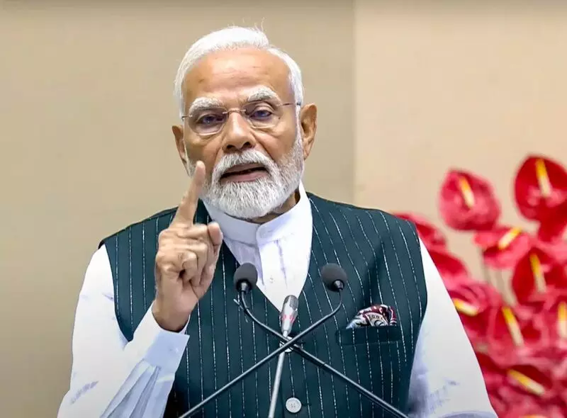 Prime Minister Narendra Modi: ప్రధాని మోదీ బెంగాల్ ఓటర్లకు బహిరంగ లేఖ: బెంగాల్ను చూస్తుంటే గుండె తరుక్కుపోతోంది Prime Minister Narendra Modi: ప్రధాని మోదీ బెంగాల్ ఓటర్లకు బహిరంగ లేఖ: బెంగాల్ను చూస్తుంటే గుండె తరుక్కుపోతోంది