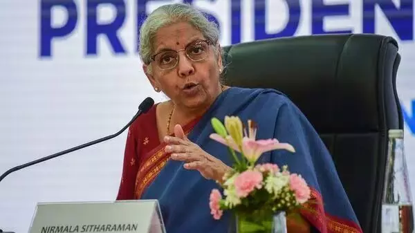 Nirmala Sitharaman : బ్యాంకులకు నిర్మలమ్మ వార్నింగ్.. ఇన్సూరెన్స్ పేరుతో కస్టమర్లను పీడిస్తే ఊరుకోం Nirmala Sitharaman : బ్యాంకులకు నిర్మలమ్మ వార్నింగ్.. ఇన్సూరెన్స్ పేరుతో కస్టమర్లను పీడిస్తే ఊరుకోం