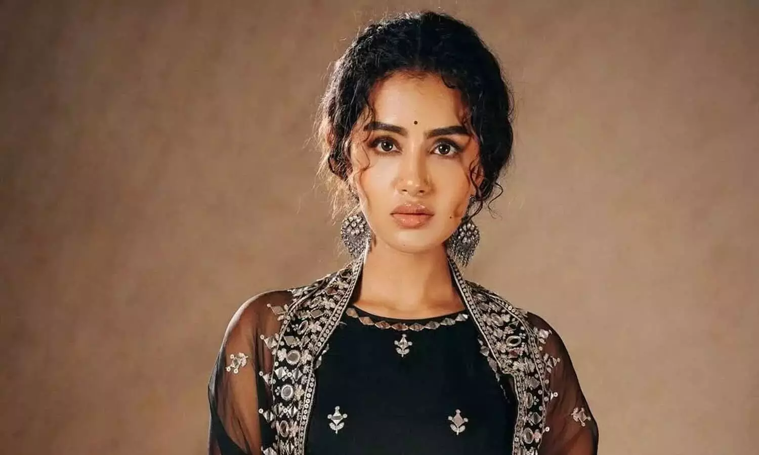 Anupama Shocking Revelation: ఆ ఒక్కమాటతో అక్కడే వాంతులు చేసుకున్న:అనుపమ Anupama Shocking Revelation: ఆ ఒక్కమాటతో అక్కడే వాంతులు చేసుకున్న:అనుపమ