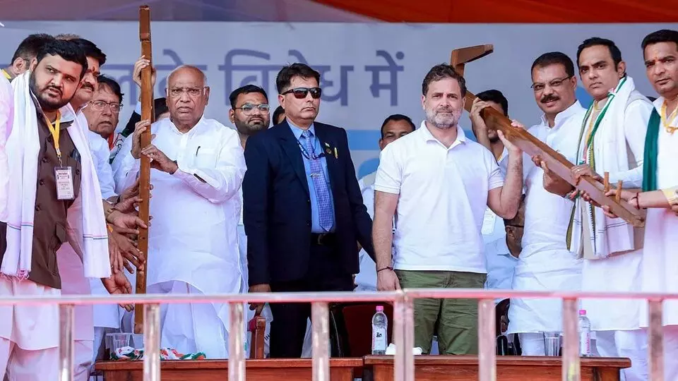 Rahul Gandhi’s Sharp Challenge: మోదీకి అమెరికా ఒప్పందం రద్దు చేసే ధైర్యం లేదు: రాహుల్ గాంధీ సవాల్ Rahul Gandhi’s Sharp Challenge: మోదీకి అమెరికా ఒప్పందం రద్దు చేసే ధైర్యం లేదు: రాహుల్ గాంధీ సవాల్