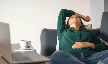 Persistent Fatigue Despite Sleep: నిద్రపోయినా నీరసంగా ఉందా? అది ఆ వ్యాధి కావచ్చు.. వెంటనే ఈ టెస్టులు చేయించుకోండి.. Persistent Fatigue Despite Sleep: నిద్రపోయినా నీరసంగా ఉందా? అది ఆ వ్యాధి కావచ్చు.. వెంటనే ఈ టెస్టులు చేయించుకోండి..