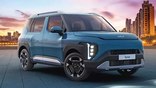 Kia Syros EV : ఒక్క ఛార్జ్ తో 370 కిమీ.. కియా సైరోస్ ఈవీ రేంజ్ మామూలుగా లేదుగా! Kia Syros EV : ఒక్క ఛార్జ్ తో 370 కిమీ.. కియా సైరోస్ ఈవీ రేంజ్ మామూలుగా లేదుగా!