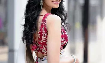 Former Miss India Manasa Varanasi: టాలీవుడ్ భారీ ఆఫర్ను రిజెక్ట్ చేసిన మానస? Former Miss India Manasa Varanasi: టాలీవుడ్ భారీ ఆఫర్ను రిజెక్ట్ చేసిన మానస?