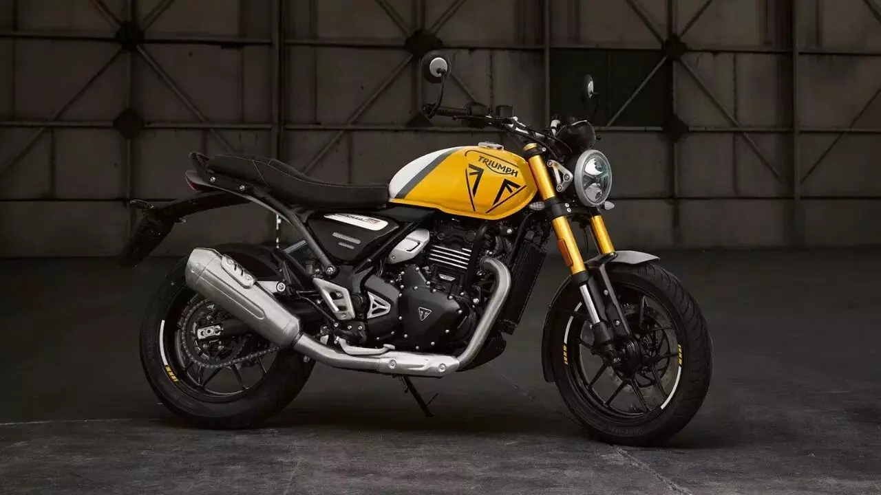 Triumph 350cc : రాయల్ ఎన్ఫీల్డ్కు చుక్కలే..350 సీసీ సెగ్మెంట్లోకి ట్రయంఫ్ ఎంట్రీ..ధర వింటే షాక్ అవ్వాల్సిందే Triumph 350cc : రాయల్ ఎన్ఫీల్డ్కు చుక్కలే..350 సీసీ సెగ్మెంట్లోకి ట్రయంఫ్ ఎంట్రీ..ధర వింటే షాక్ అవ్వాల్సిందే