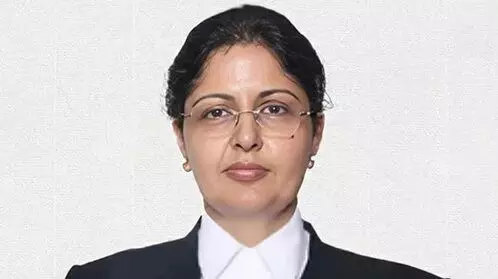 Supreme Court Collegium Recommends: సుప్రీంకోర్టు కొలీజియం సిఫారసు: ఆంధ్రప్రదేశ్ హైకోర్టుకు తొలి మహిళా ప్రధాన న్యాయమూర్తిగా జస్టిస్ లిసా గిల్! Supreme Court Collegium Recommends: సుప్రీంకోర్టు కొలీజియం సిఫారసు: ఆంధ్రప్రదేశ్ హైకోర్టుకు తొలి మహిళా ప్రధాన న్యాయమూర్తిగా జస్టిస్ లిసా గిల్!