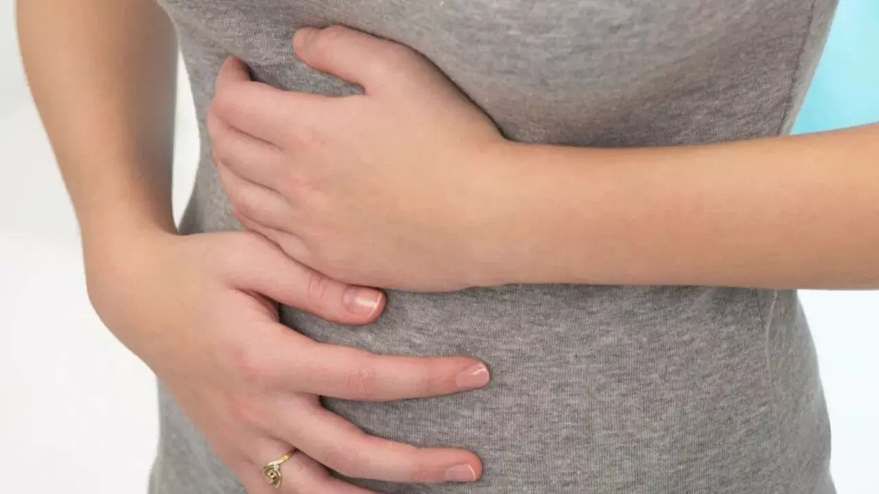 Stomach Pain Right After Eating: తిన్న వెంటనే కడుపు నొప్పా? గ్యాస్ సమస్య అని నిర్లక్ష్యం చేస్తే ప్రమాదమే.. Stomach Pain Right After Eating: తిన్న వెంటనే కడుపు నొప్పా? గ్యాస్ సమస్య అని నిర్లక్ష్యం చేస్తే ప్రమాదమే..