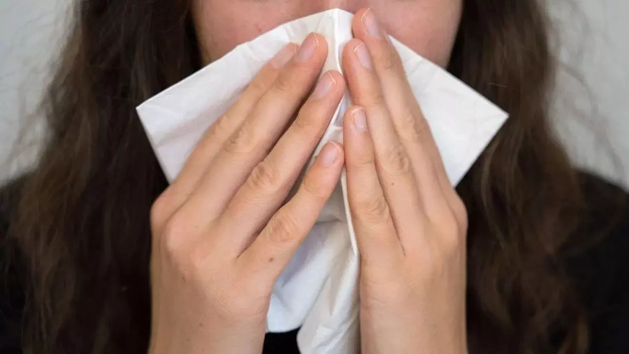 Avoid Bananas During Cold and Cough: జలుబు, దగ్గు ఉన్నప్పుడు అరటిపండు తినకూడదా? Avoid Bananas During Cold and Cough: జలుబు, దగ్గు ఉన్నప్పుడు అరటిపండు తినకూడదా?