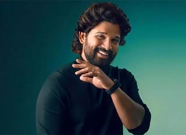 Allu Arjun: పావలా శ్యామల కష్టాలకు బన్నీ శాశ్వత పరిష్కారం.. ప్రతి నెలా ఆర్థిక సాయం ప్రకటించిన పుష్ప.. Allu Arjun: పావలా శ్యామల కష్టాలకు బన్నీ శాశ్వత పరిష్కారం.. ప్రతి నెలా ఆర్థిక సాయం ప్రకటించిన పుష్ప..