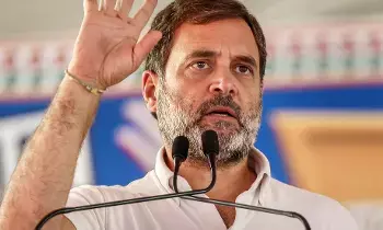 Rahul Gandhi: పశ్చిమాసియా సంక్షోభంపై మోదీ స్పందించాలి: దేశ భద్రత ప్రమాదంలో ఉందని రాహుల్ గాంధీ విమర్శ Rahul Gandhi: పశ్చిమాసియా సంక్షోభంపై మోదీ స్పందించాలి: దేశ భద్రత ప్రమాదంలో ఉందని రాహుల్ గాంధీ విమర్శ