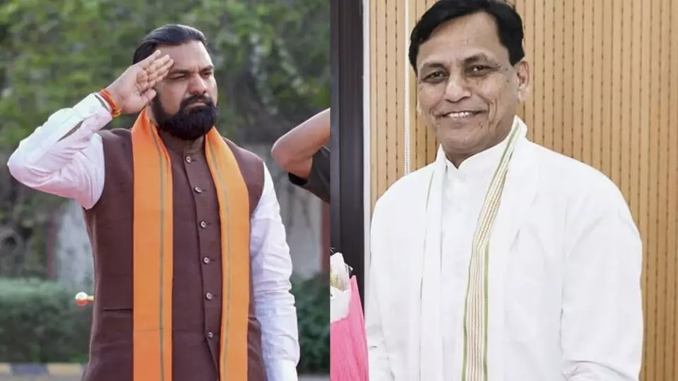 Bihar Chief Minister Post: బిహార్ ముఖ్యమంత్రి పదవికి రేసు: ఎవరు ముందంజ? Bihar Chief Minister Post: బిహార్ ముఖ్యమంత్రి పదవికి రేసు: ఎవరు ముందంజ?