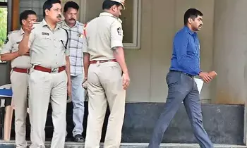 Treason Case: రఘురామపై దేశద్రోహం కేసు నమోదు: అసలు ఏం జరిగింది? Treason Case: రఘురామపై దేశద్రోహం కేసు నమోదు: అసలు ఏం జరిగింది?