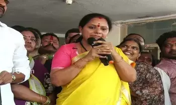K. Kavitha: వెలుగుమట్ల బాధితుల న్యాయ పోరాటానికి తెలంగాణ జాగృతి అండగా ఉంటుంది: కవిత K. Kavitha: వెలుగుమట్ల బాధితుల న్యాయ పోరాటానికి తెలంగాణ జాగృతి అండగా ఉంటుంది: కవిత