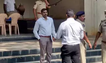 K. Raghu Rama Krishna Raju Custodial Torture Case: రఘురామ కస్టోడియల్ టార్చర్ కేసు: సునీల్ నాయక్ విచారణకు ఐదో రోజు.. గుంటూరు సీసీఎస్లో కొనసాగుతున్న ప్రశ్నలు K. Raghu Rama Krishna Raju Custodial Torture Case: రఘురామ కస్టోడియల్ టార్చర్ కేసు: సునీల్ నాయక్ విచారణకు ఐదో రోజు.. గుంటూరు సీసీఎస్లో కొనసాగుతున్న ప్రశ్నలు