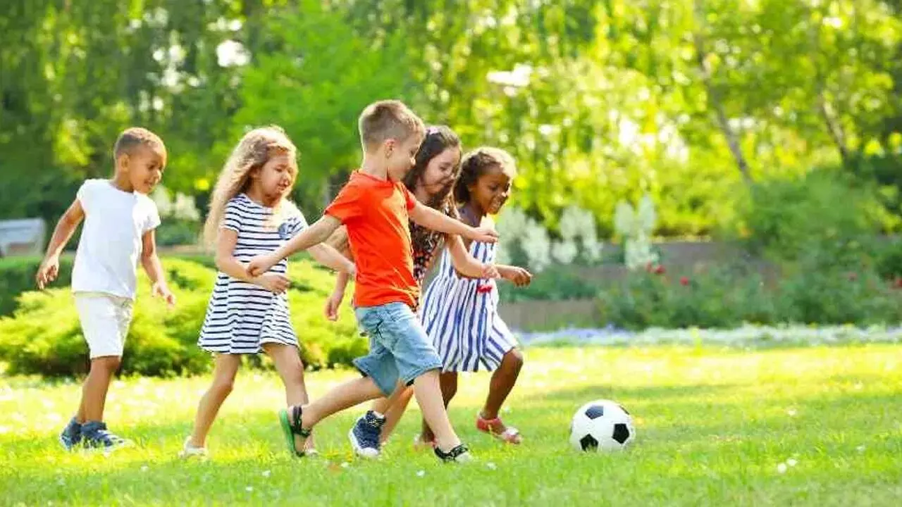 Essential Summer Care Tips: సమ్మర్ లో పిల్లల కోసం ఈ జాగ్రత్తలు తప్పనిసరి Essential Summer Care Tips: సమ్మర్ లో పిల్లల కోసం ఈ జాగ్రత్తలు తప్పనిసరి