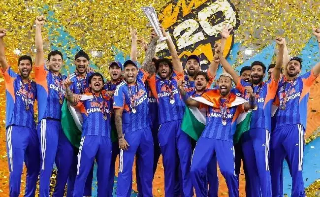 Board of Control for Cricket in India: టీ20 వరల్డ్ కప్ విజేతలకు 131 కోట్ల భారీ నజరానా: బీసీసీఐ ప్రకటన Board of Control for Cricket in India: టీ20 వరల్డ్ కప్ విజేతలకు 131 కోట్ల భారీ నజరానా: బీసీసీఐ ప్రకటన