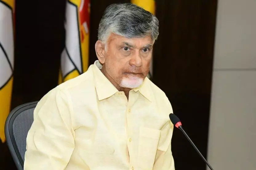 N. Chandrababu Naidu: అభివృద్ధి ప్రాజెక్టుల్లో సెల్ఫ్ ఫైనాన్స్ మోడల్పై దృష్టి: సీఎం చంద్రబాబు ఆదేశాలు N. Chandrababu Naidu: అభివృద్ధి ప్రాజెక్టుల్లో సెల్ఫ్ ఫైనాన్స్ మోడల్పై దృష్టి: సీఎం చంద్రబాబు ఆదేశాలు