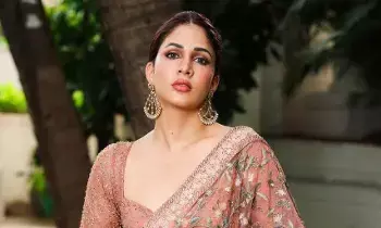 Lavanya Tripathi: సైబర్ వేధింపులపై నటి లావణ్య త్రిపాఠి ఫిర్యాదు Lavanya Tripathi: సైబర్ వేధింపులపై నటి లావణ్య త్రిపాఠి ఫిర్యాదు