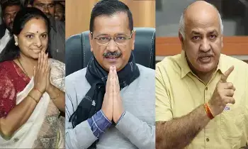 Delhi Liquor Scam Case: దిల్లీ లిక్కర్ స్కాం కేసు: కేజ్రీవాల్, సిసోదియా, కవితలకు హైకోర్టు నోటీసులు Delhi Liquor Scam Case: దిల్లీ లిక్కర్ స్కాం కేసు: కేజ్రీవాల్, సిసోదియా, కవితలకు హైకోర్టు నోటీసులు