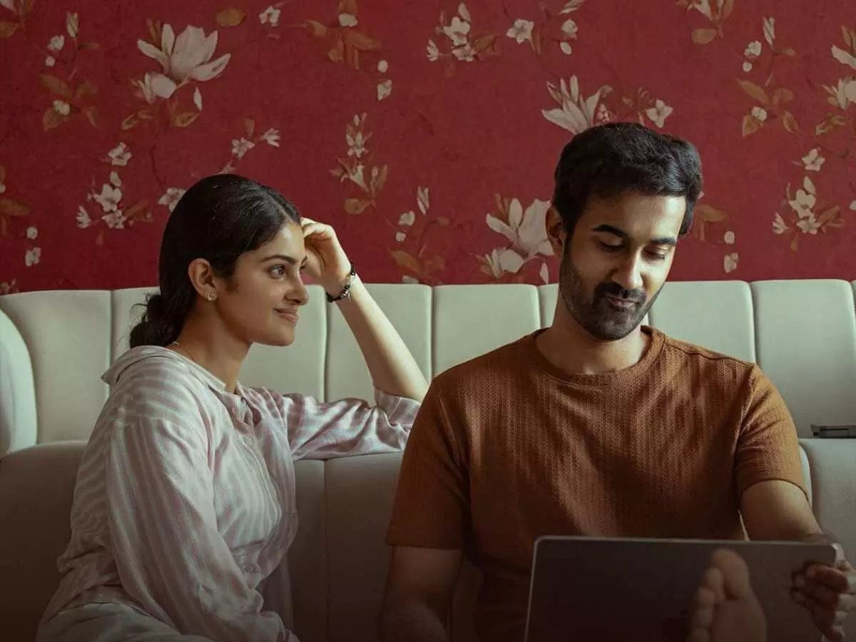 Couple Friendly Set for OTT Release: ఓటీటీలోకి వచ్చేస్తున్న కపుల్ ఫ్రెండ్లీ.. డేట్ ఎప్పుడంటే? Couple Friendly Set for OTT Release: ఓటీటీలోకి వచ్చేస్తున్న కపుల్ ఫ్రెండ్లీ.. డేట్ ఎప్పుడంటే?