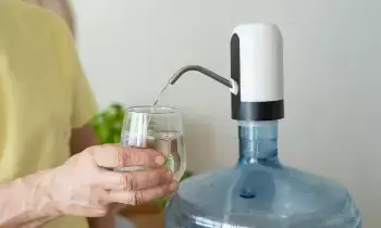 Reverse Osmosis Water Really Harmful to Health: RO ఫిల్టర్ నీరు నిజంగా ఆరోగ్యానికి హానికరమా? నిపుణులు చెబుతున్న అసలు నిజాలివే.. Reverse Osmosis Water Really Harmful to Health: RO ఫిల్టర్ నీరు నిజంగా ఆరోగ్యానికి హానికరమా? నిపుణులు చెబుతున్న అసలు నిజాలివే..