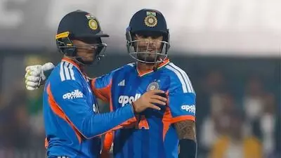 Team India Captain Suryakumar Yadav (SKY): ఎనిమిది మ్యాచ్ల్లో డకౌట్ అయినా.. ఫైనల్లో నువ్వే ఓపెనర్! Team India Captain Suryakumar Yadav (SKY): ఎనిమిది మ్యాచ్ల్లో డకౌట్ అయినా.. ఫైనల్లో నువ్వే ఓపెనర్!