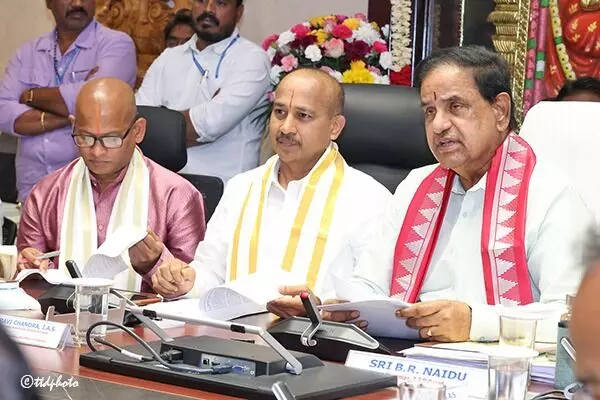 Tirumala Tirupati Devasthanams Educational Institutions: TTD విద్యా సంస్థలకు మహర్దశ.. రూ. 118.89 కోట్లతో భారీ ప్రణాళిక! Tirumala Tirupati Devasthanams Educational Institutions: TTD విద్యా సంస్థలకు మహర్దశ.. రూ. 118.89 కోట్లతో భారీ ప్రణాళిక!