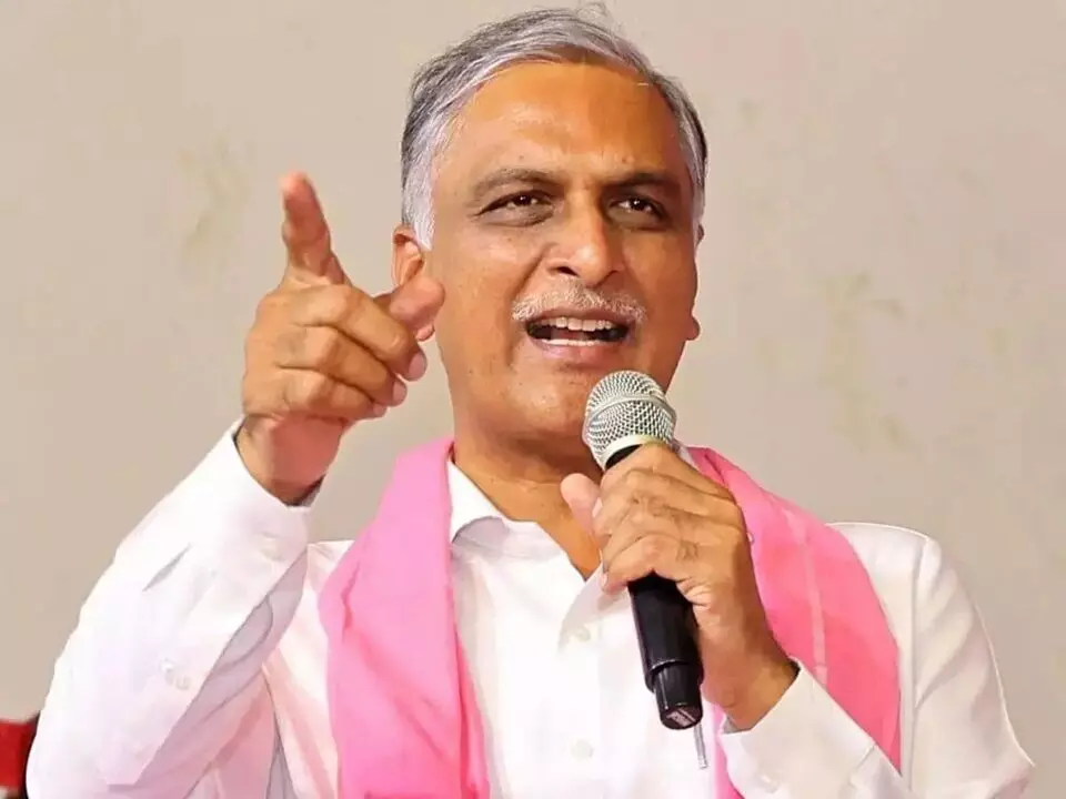 T. Harish Rao: కార్మికుల సమస్యలపై ప్రభుత్వాన్ని నిలదీస్తాం: హరీశ్రావు హెచ్చరిక T. Harish Rao: కార్మికుల సమస్యలపై ప్రభుత్వాన్ని నిలదీస్తాం: హరీశ్రావు హెచ్చరిక